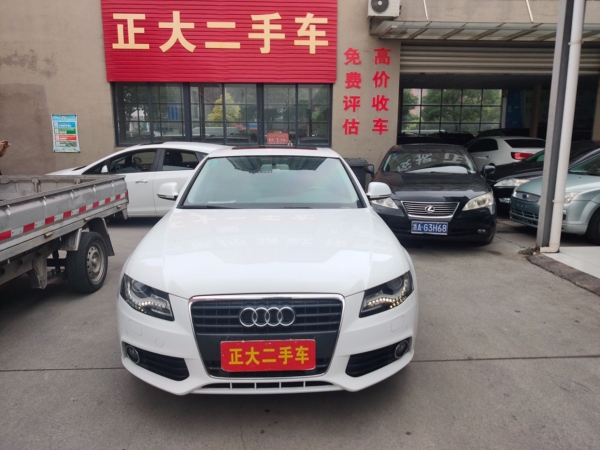 奥迪 奥迪A4L  2012款 2.0 TFSI 自动舒适型