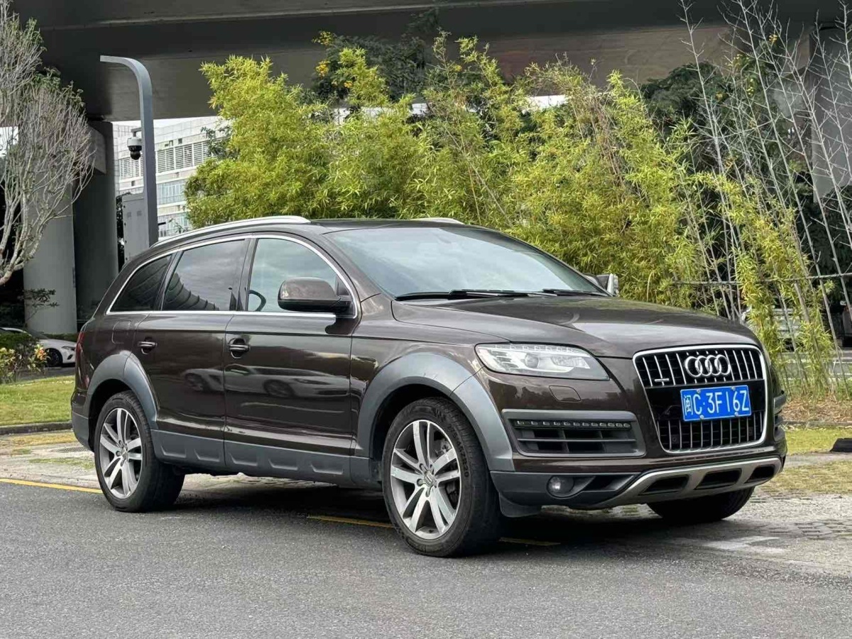 奧迪 奧迪Q7  2013款 35 TFSI 進(jìn)取型圖片