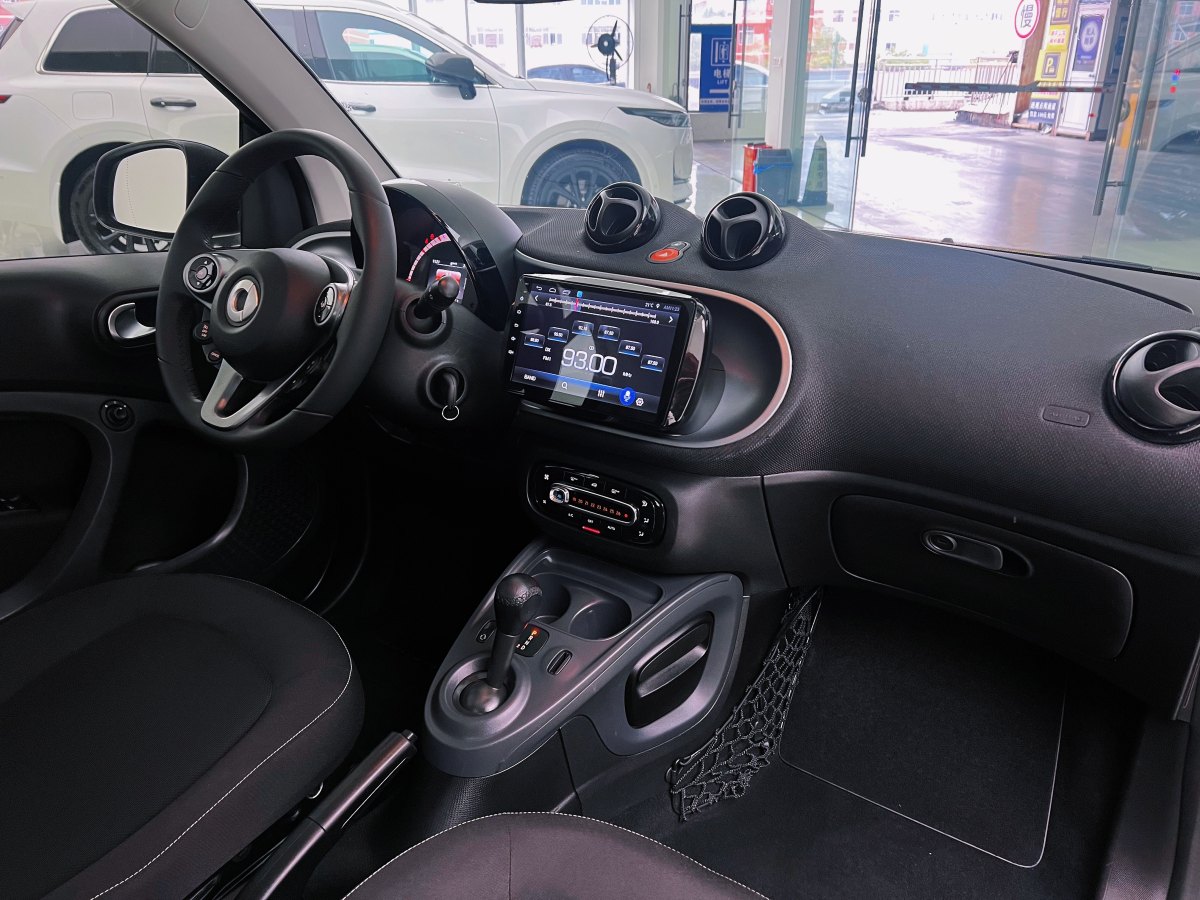 smart fortwo  2011款 1.0 MHD 硬頂激情版圖片