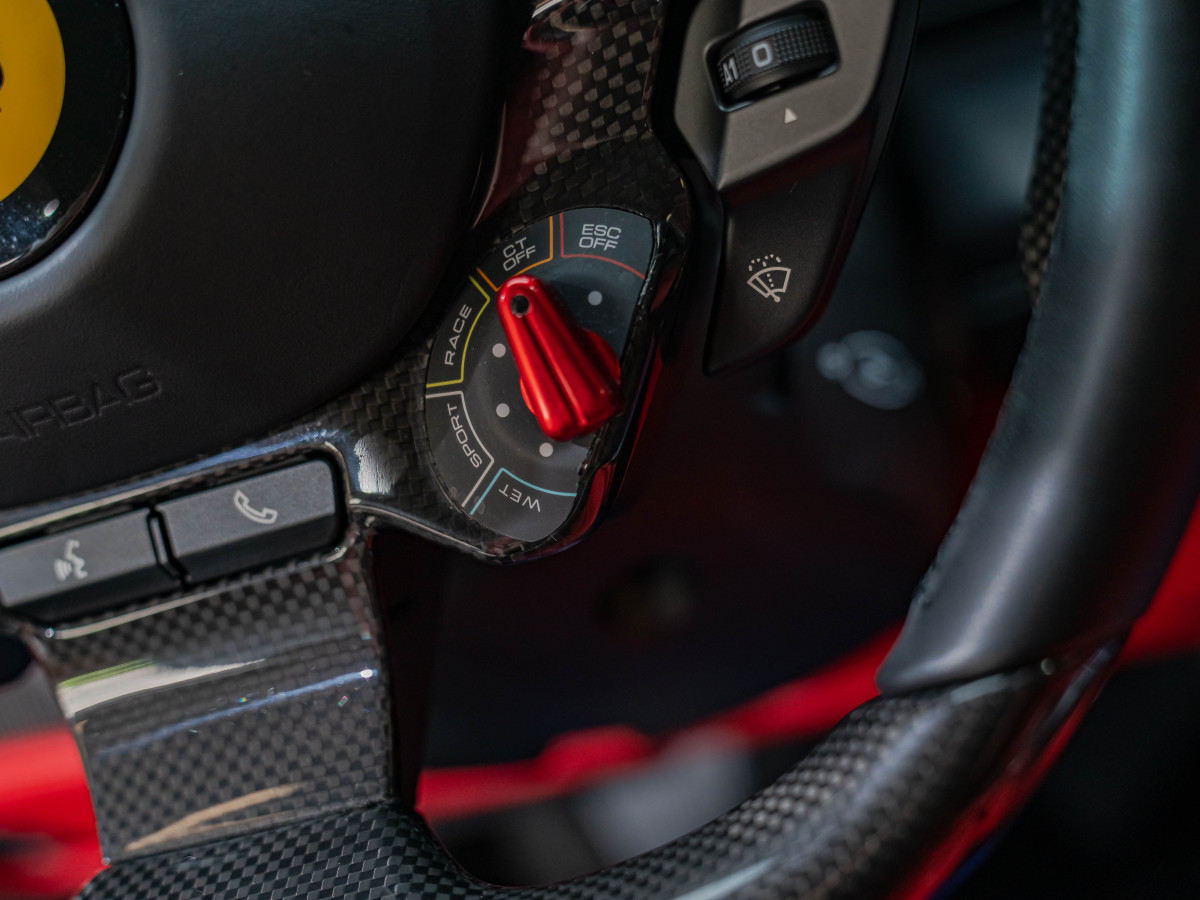 法拉利 F8 Tributo  2019款  3.9T V8圖片