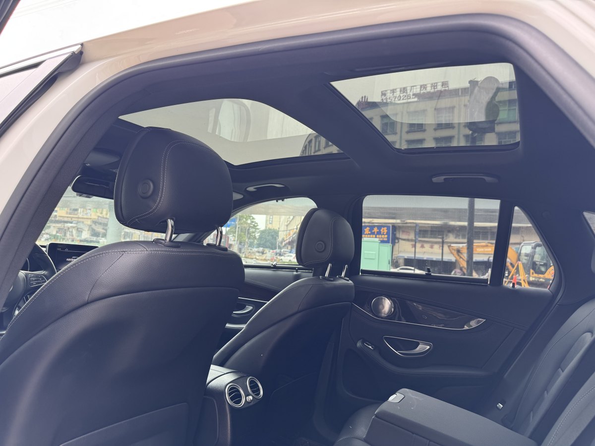奔馳 奔馳GLC  2018款 改款 GLC 260 4MATIC 豪華型圖片