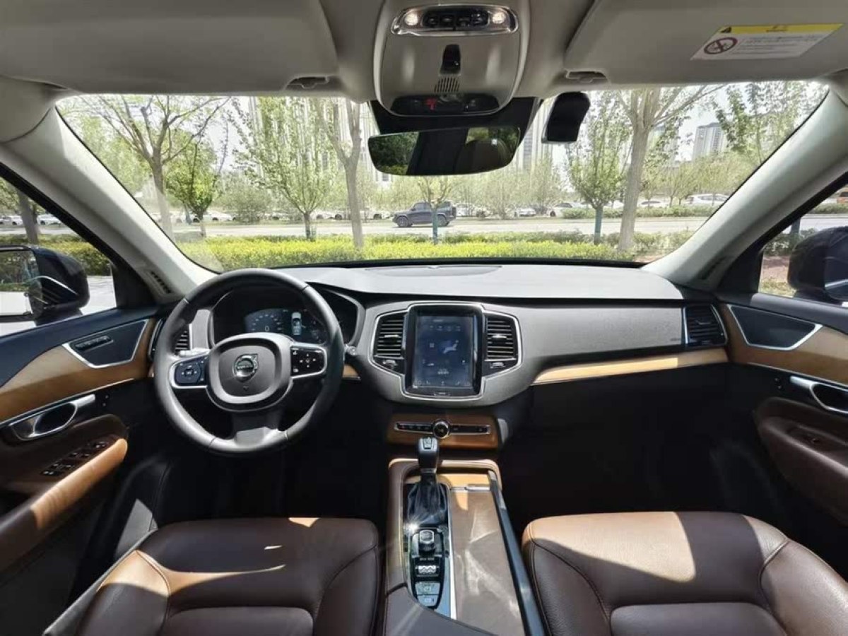 沃爾沃 XC90  2019款  T6 智逸版 7座 國(guó)VI圖片