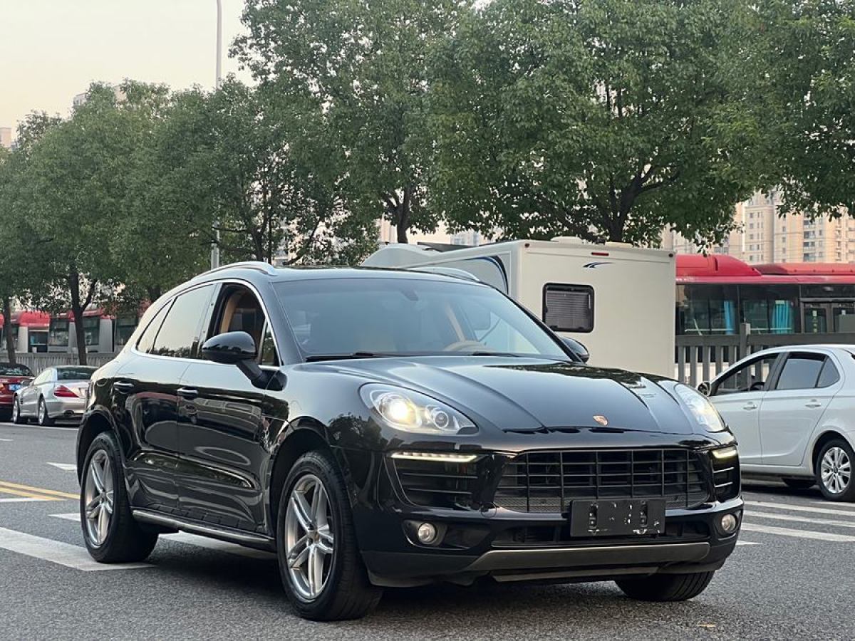 保時(shí)捷 Macan  2014款 Macan 2.0T圖片