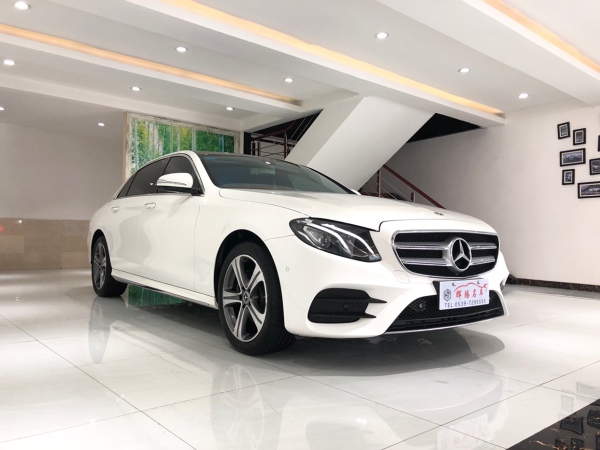 奔驰 奔驰E级  2019款 E 260 L 运动型