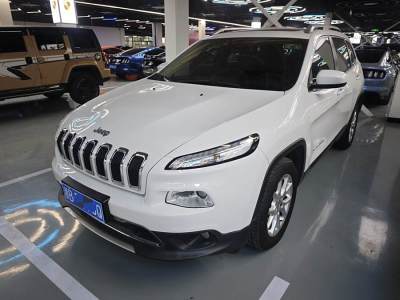 2018年1月 Jeep 自由光 2.4L 領(lǐng)先智能版圖片