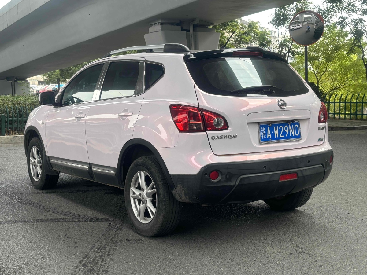 日產(chǎn) 逍客  2012款 2.0XL 火 CVT 2WD圖片