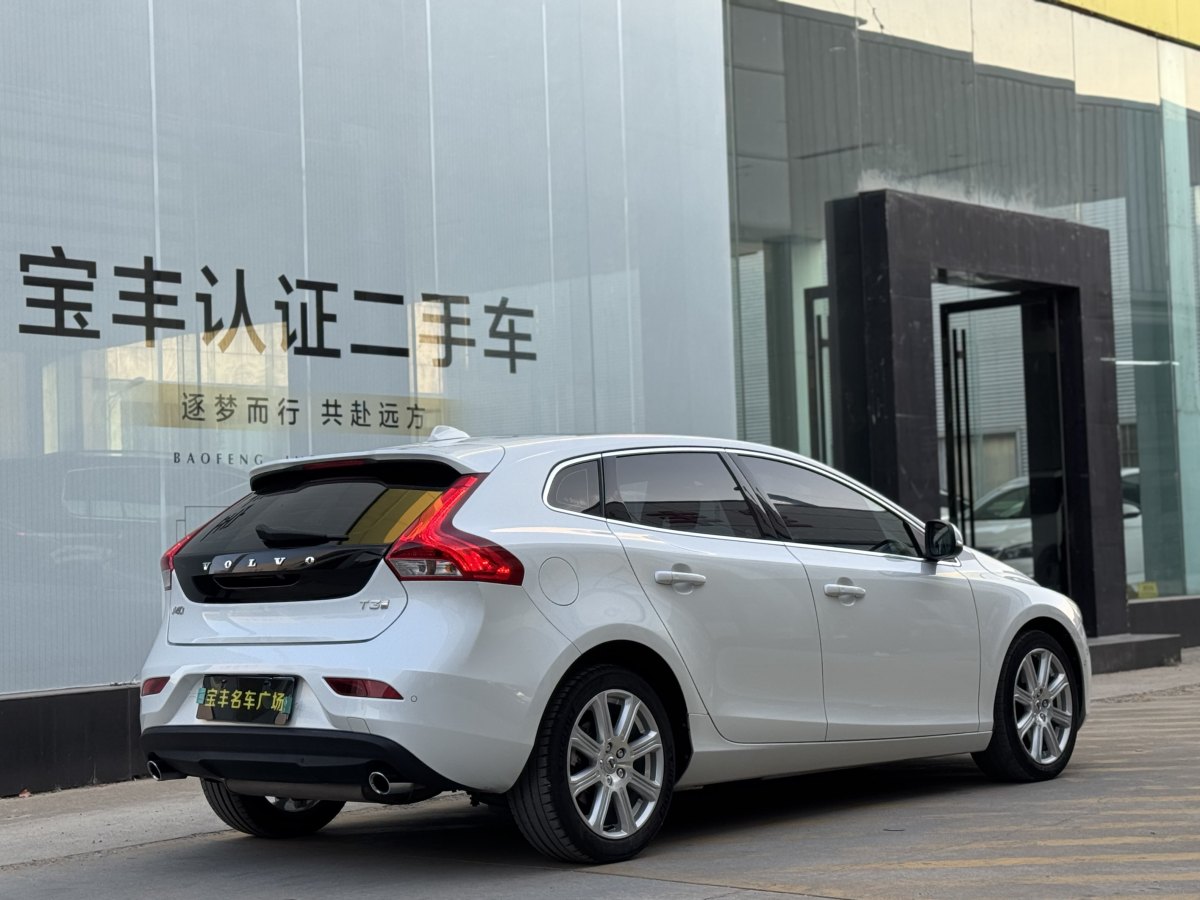 沃爾沃 V40  2018款 T3 智雅版圖片