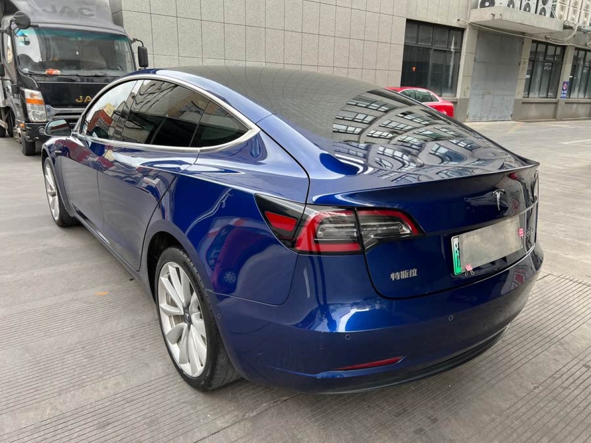 特斯拉 Model 3  2019款 標準續(xù)航后驅(qū)升級版圖片
