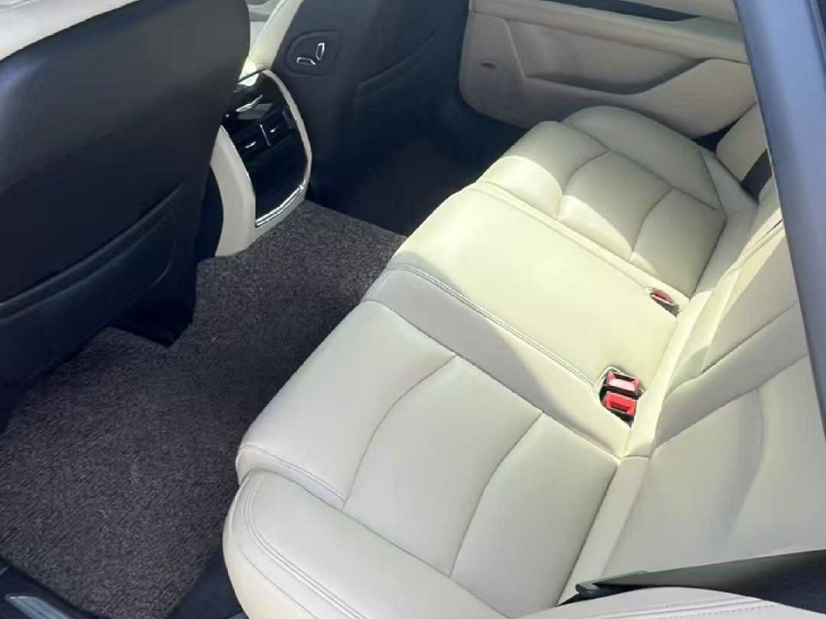 凱迪拉克 CT6  2019款 28T 豪華運動型圖片