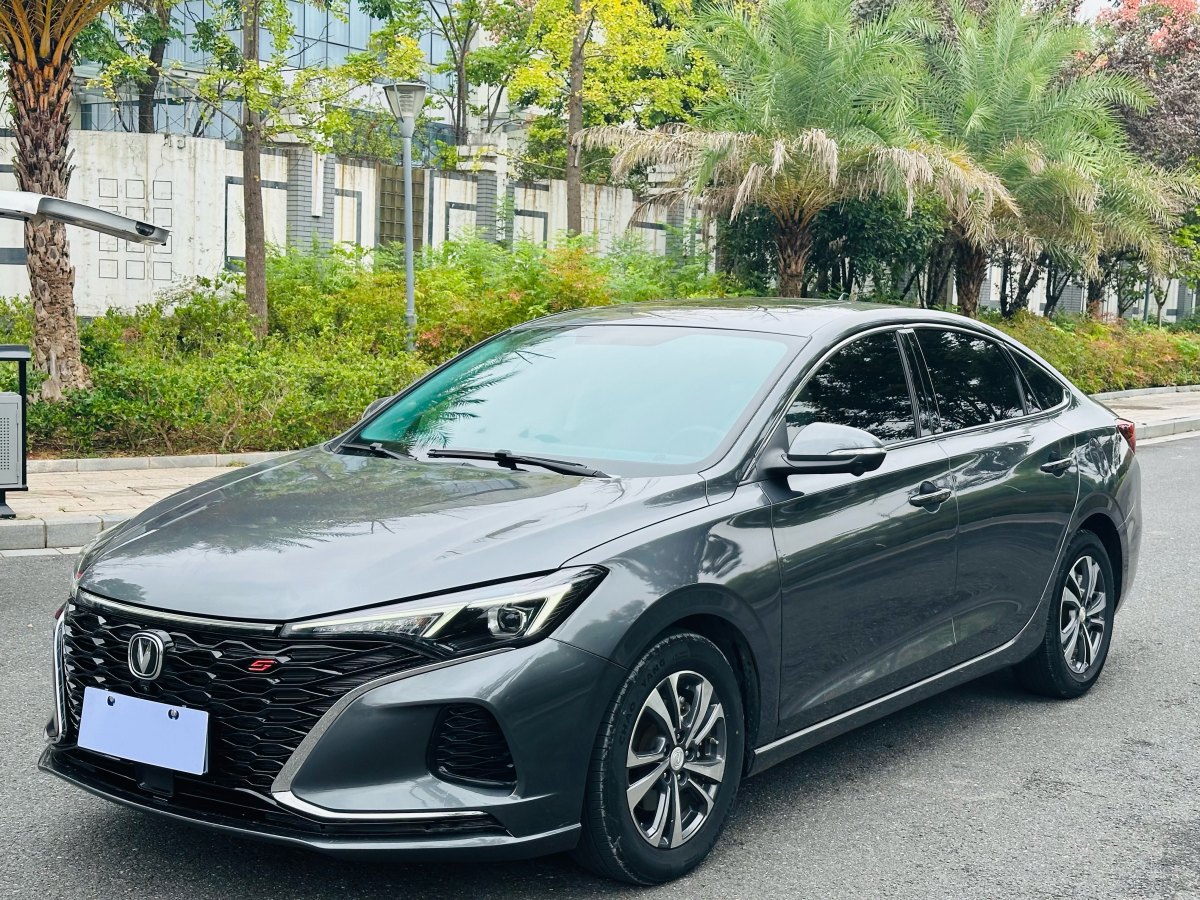 長(zhǎng)安 逸動(dòng)  2021款 PLUS 藍(lán)鯨NE 1.4T GDI DCT尊貴型圖片