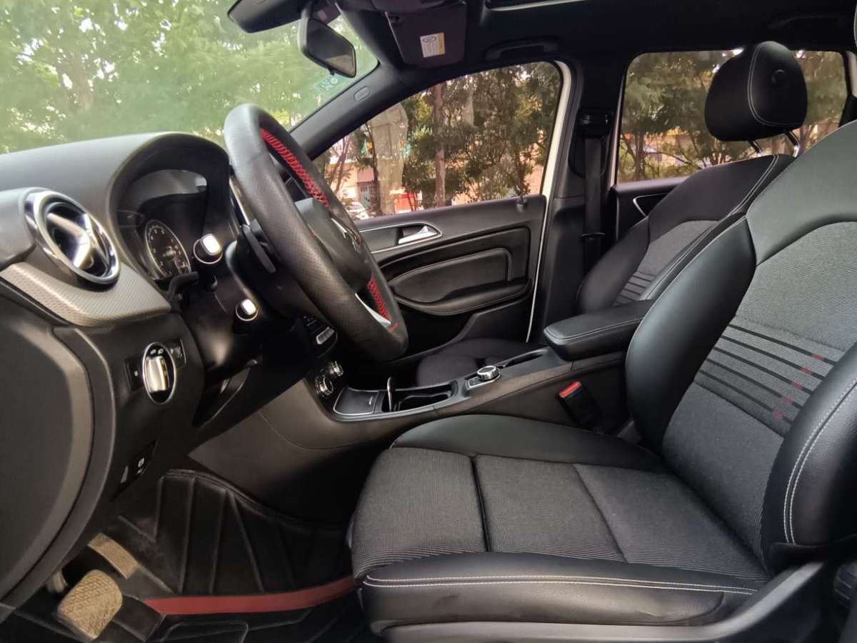 奔驰 奔驰B级  2017款 B 200 动感型图片
