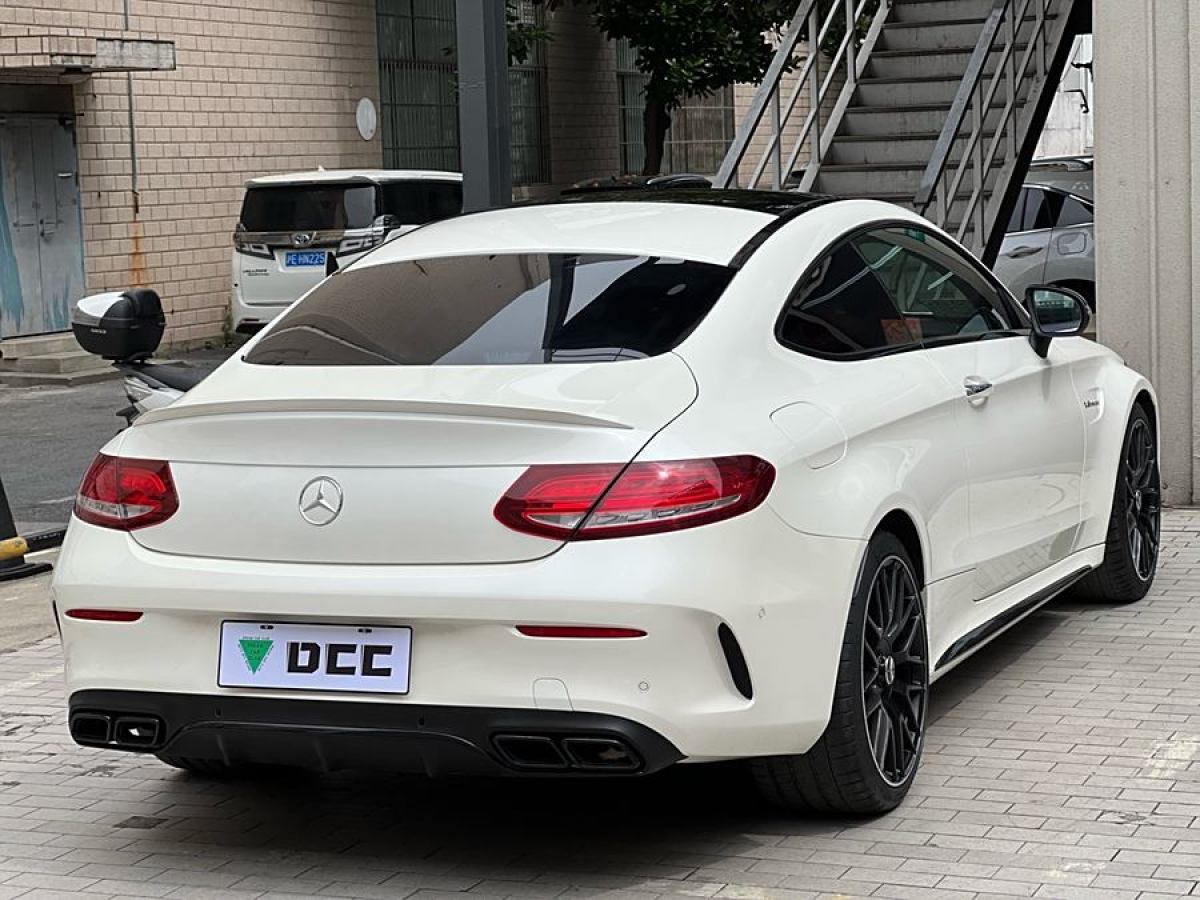 2017年11月奔馳 奔馳C級AMG  2016款 AMG C 63 S Coupe