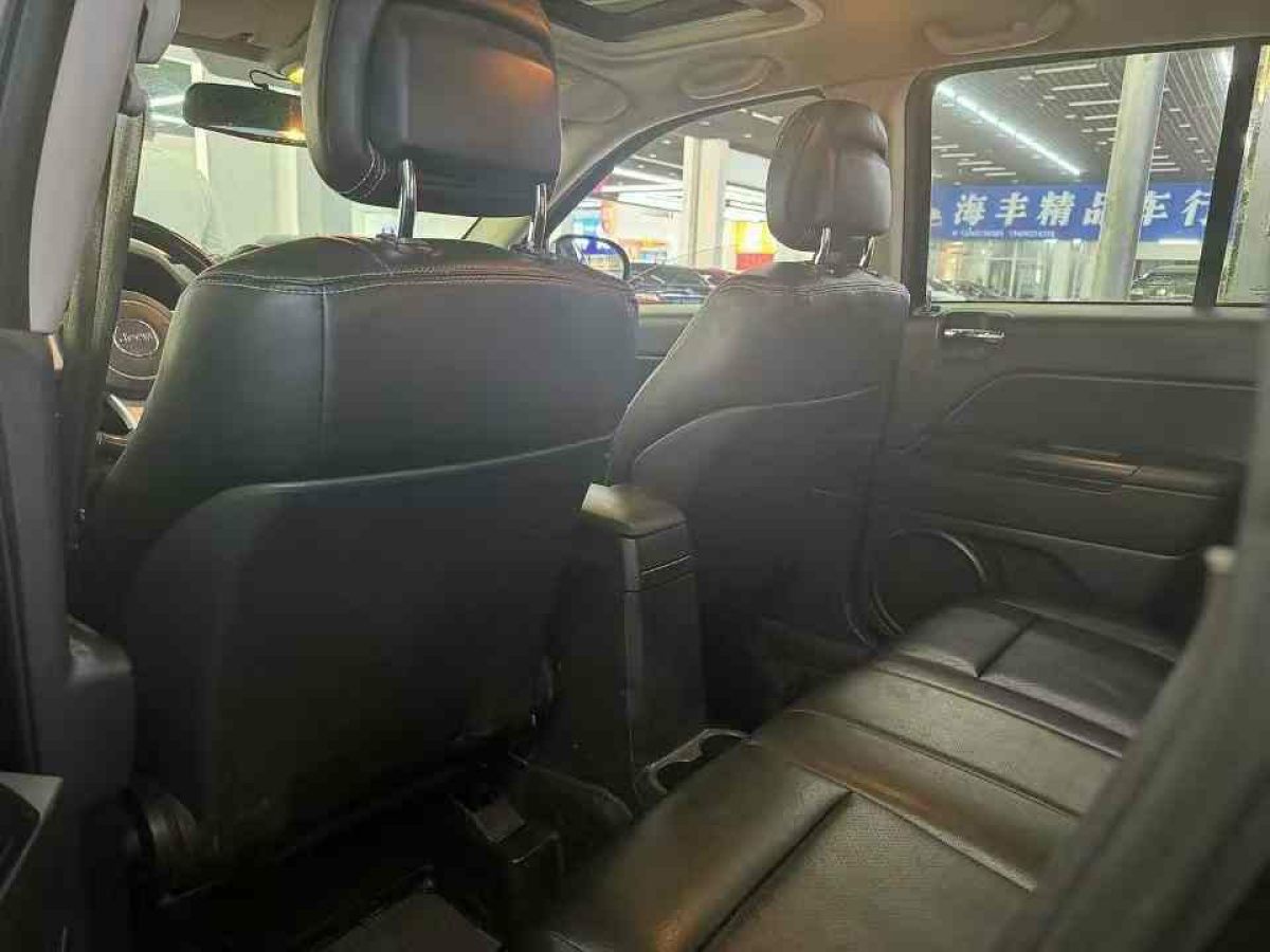 2015年1月Jeep 指南者  2015款 2.0L 兩驅(qū)豪華版