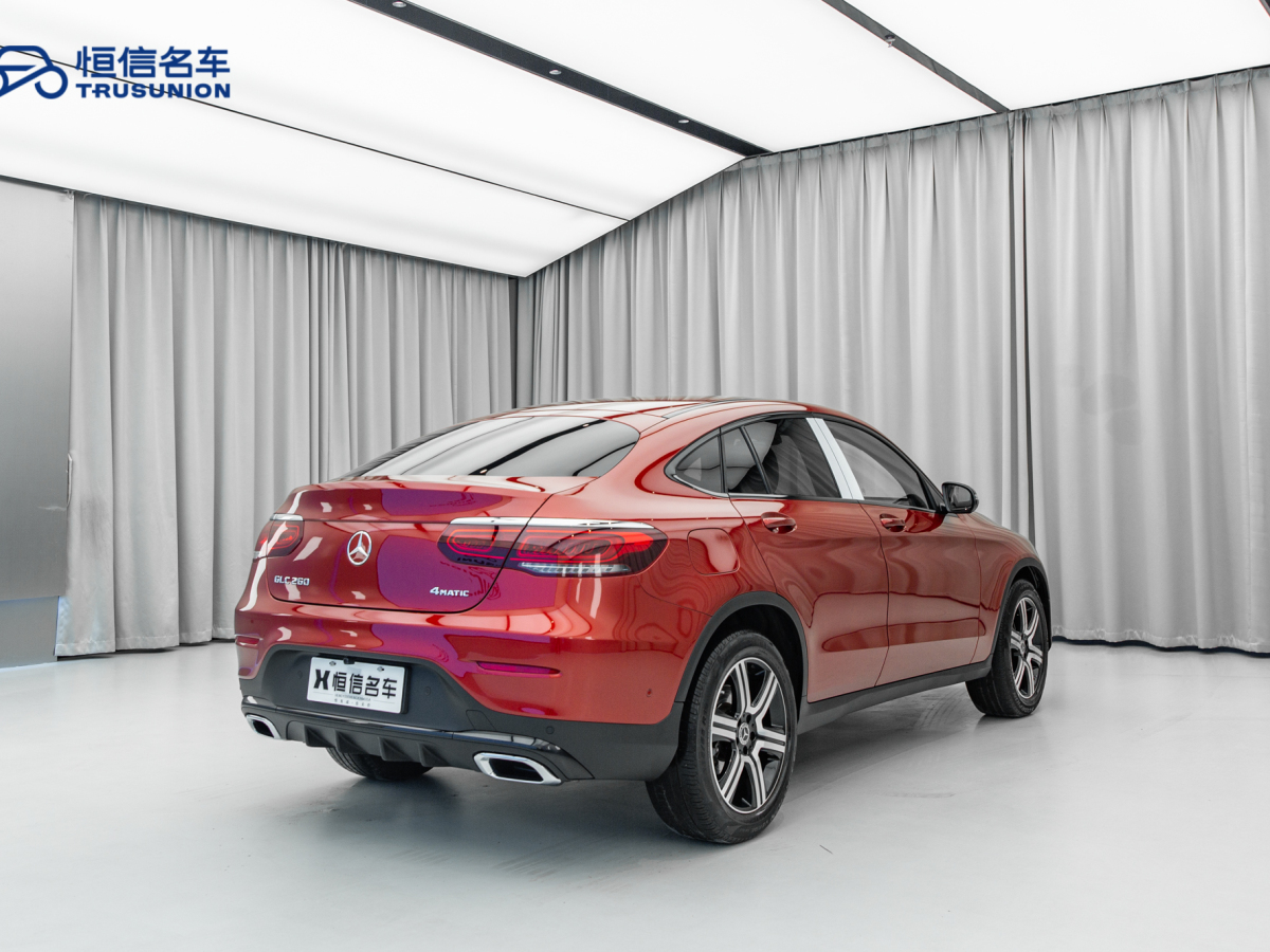 奔馳 奔馳GLC  2022款 改款 GLC 260 4MATIC 轎跑SUV圖片