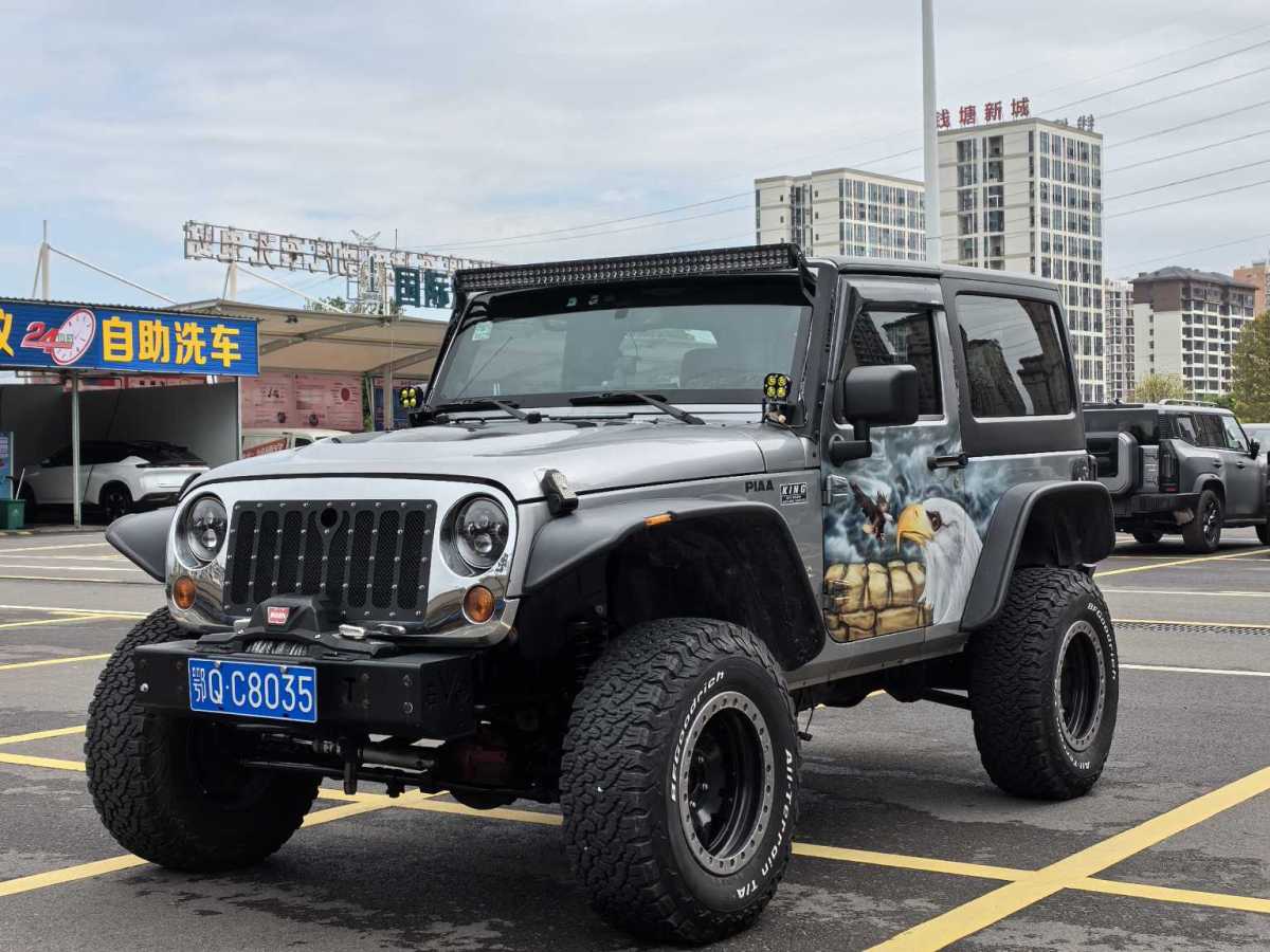 2014年9月Jeep 牧馬人  2013款 3.6L Sahara 兩門版