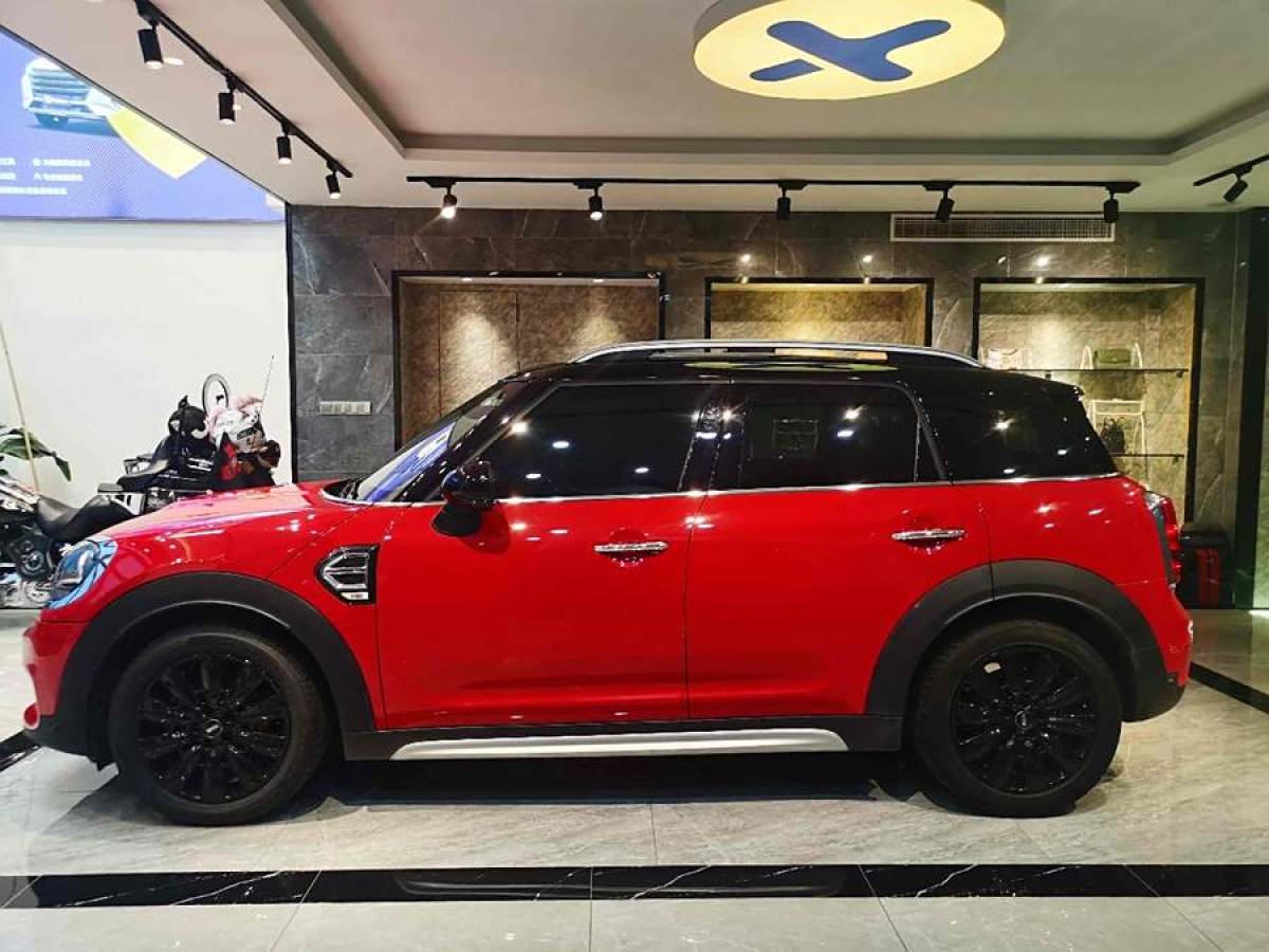 MINI COUNTRYMAN  2018款 1.5T COOPER 藝術(shù)家圖片