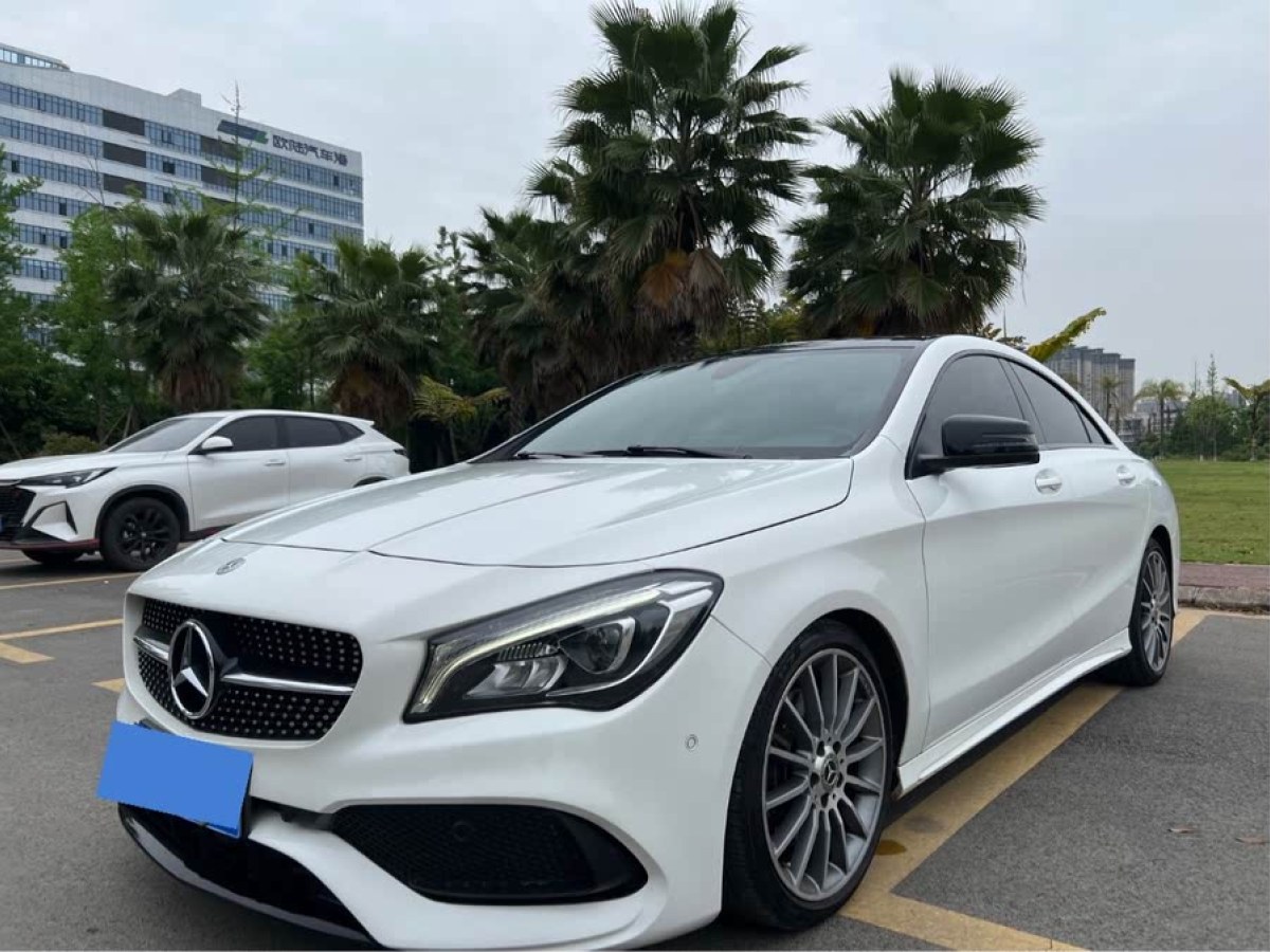奔馳 奔馳CLA級  2018款 CLA 220 4MATIC圖片