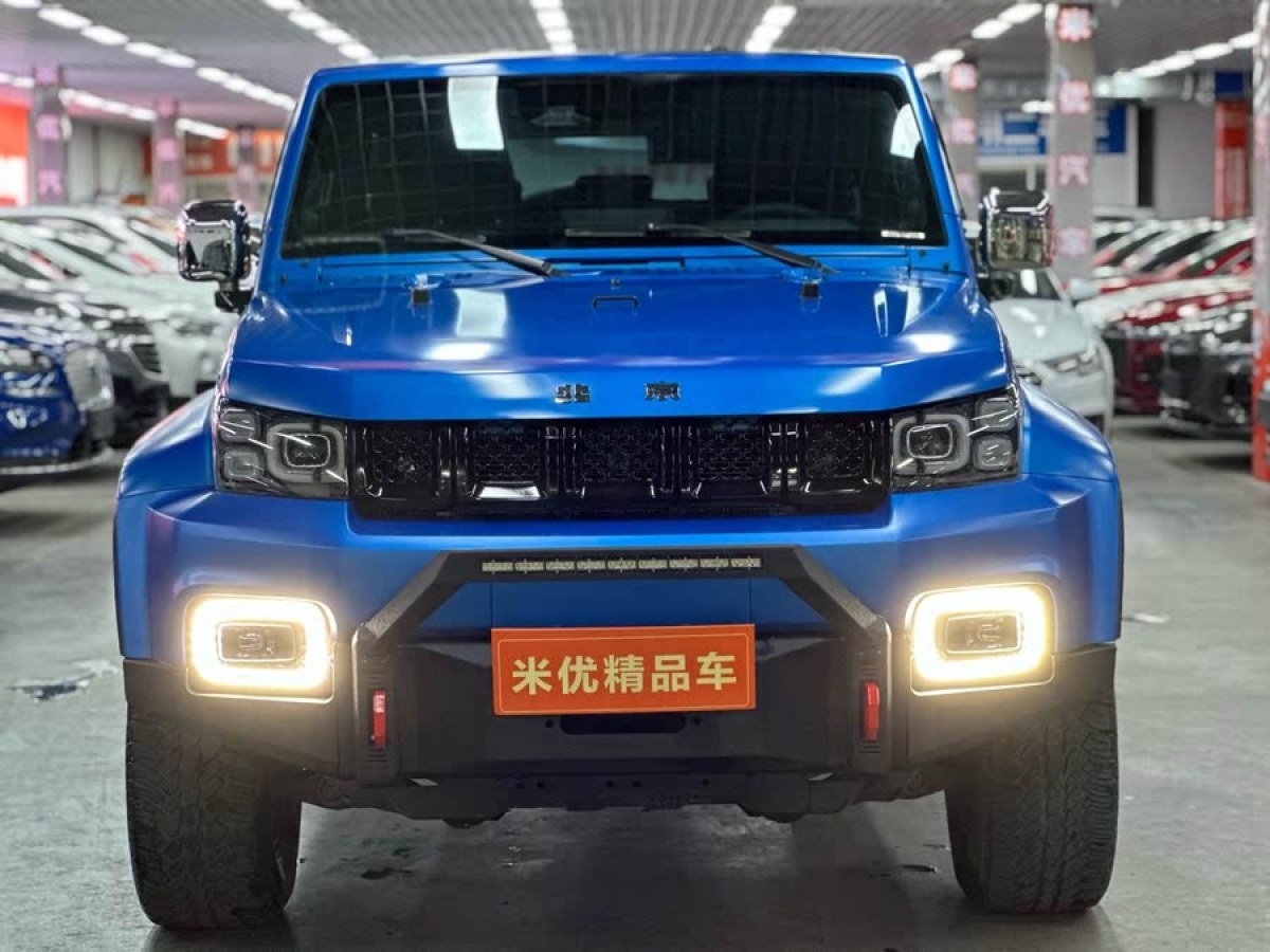 北京 BJ40  2021款 2.3T 自動四驅(qū)刀鋒英雄版至尊型圖片