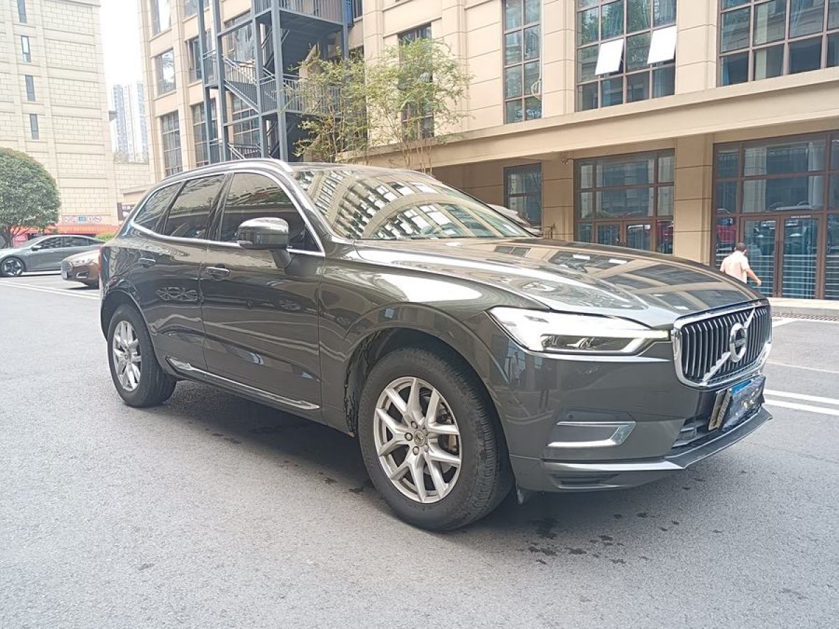 沃爾沃 XC60  2020款 T5 四驅智逸豪華版圖片