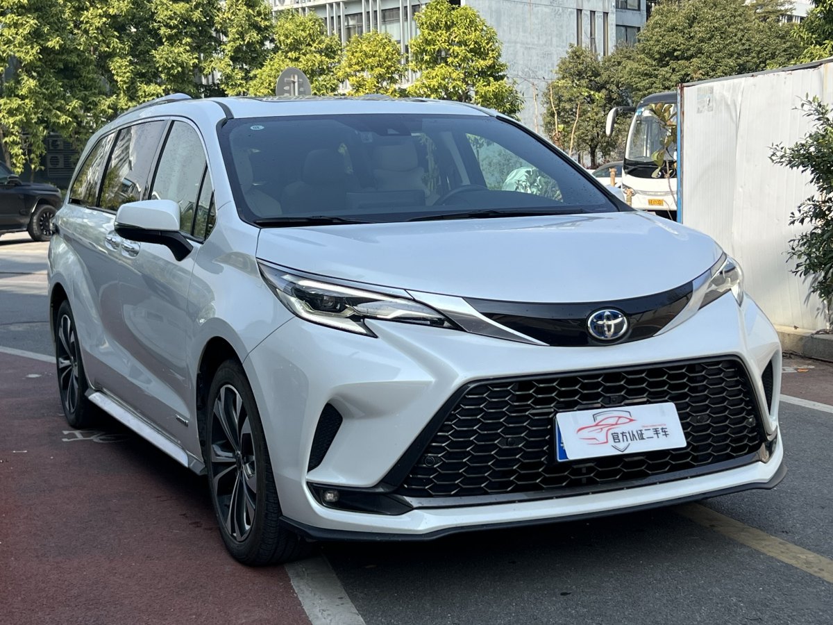 豐田 格瑞維亞  2023款 2.5L混動 尊貴PLUS版圖片