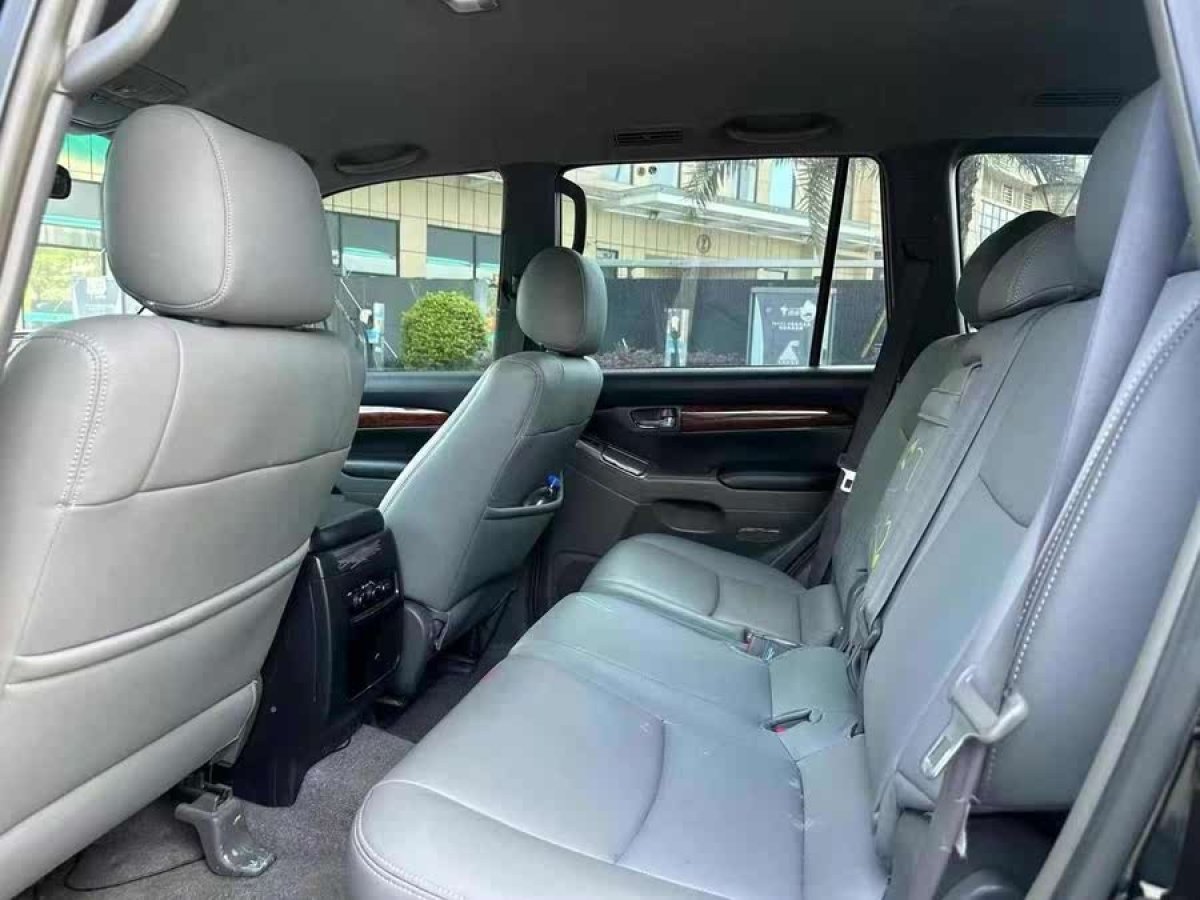 豐田 普拉多  2004款 GX 2.7自動(dòng)車型圖片