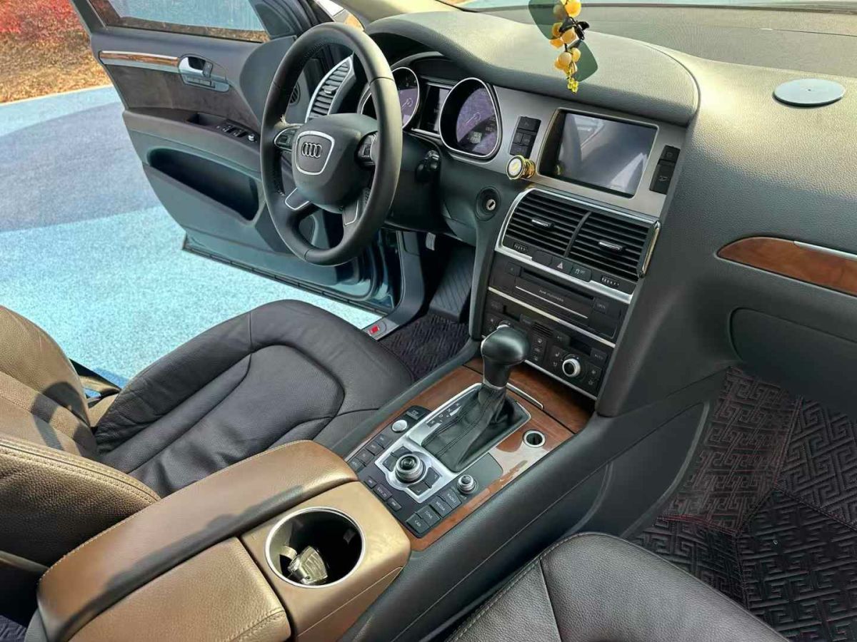 奧迪 奧迪Q7  2014款 Q7 中東版圖片