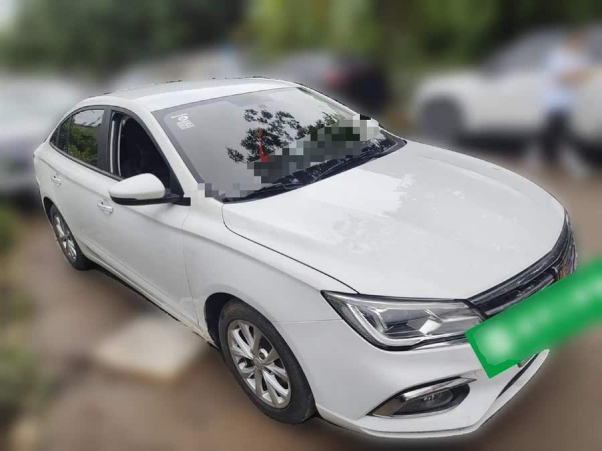 榮威 i5  2020款 1.5L 手動4G互聯(lián)領(lǐng)豪版圖片
