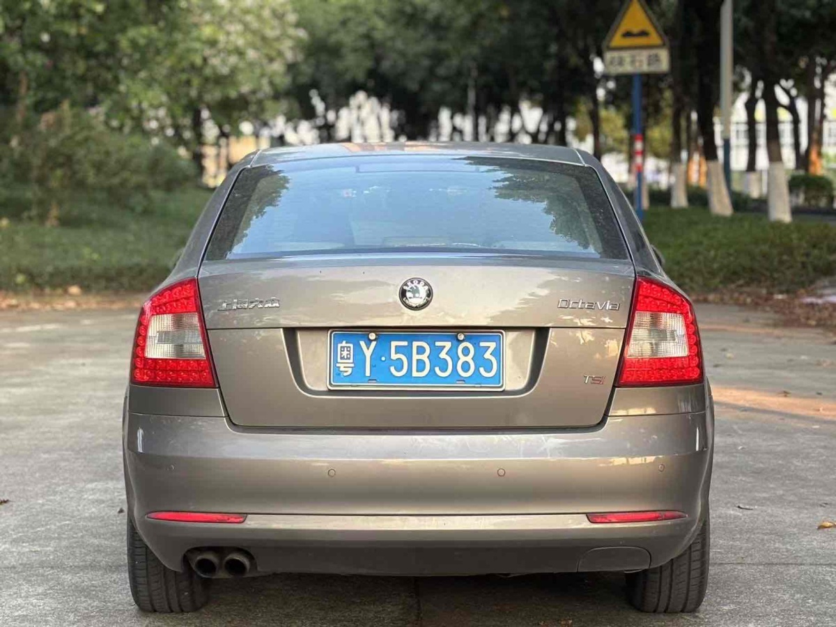 斯柯達(dá) 明銳  2010款 1.8TSI DSG逸俊版圖片