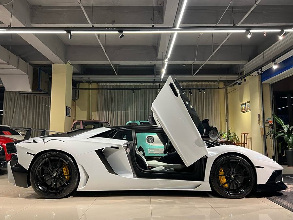 蘭博基尼 Aventador  2011款 LP 700-4圖片