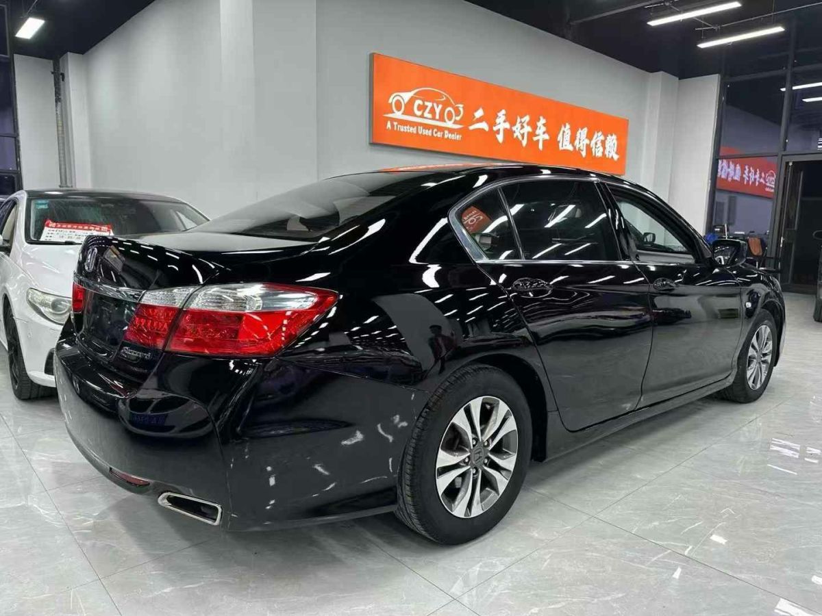 日產(chǎn) 驪威  2015款 1.6XL CVT豪華真皮版圖片