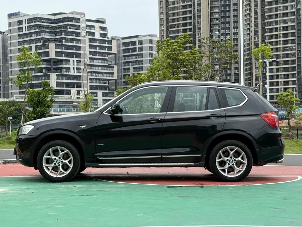 寶馬 寶馬X3  2011款 xDrive28i 領(lǐng)先型圖片