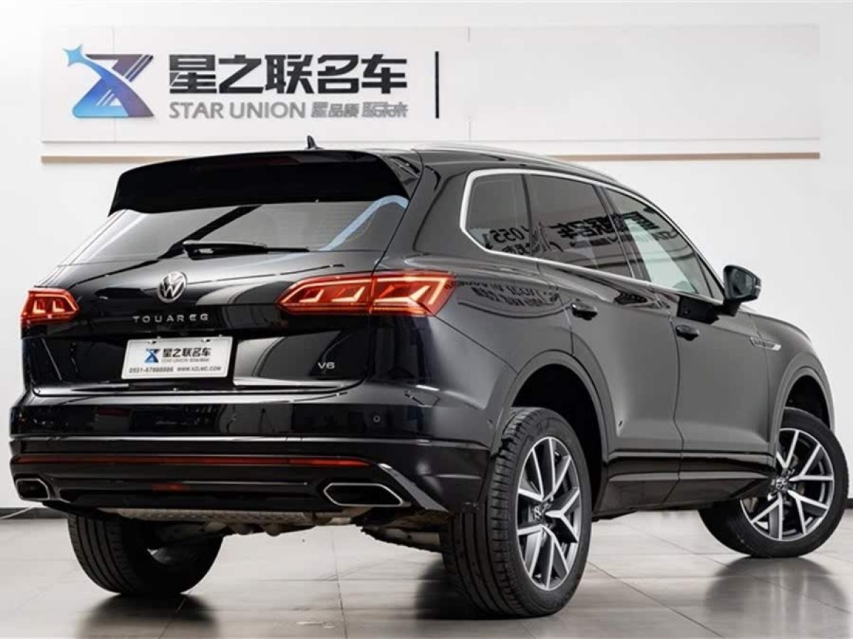 大眾 途銳  2022款 3.0TSI 銳享版 經(jīng)典運(yùn)動(dòng)套裝圖片
