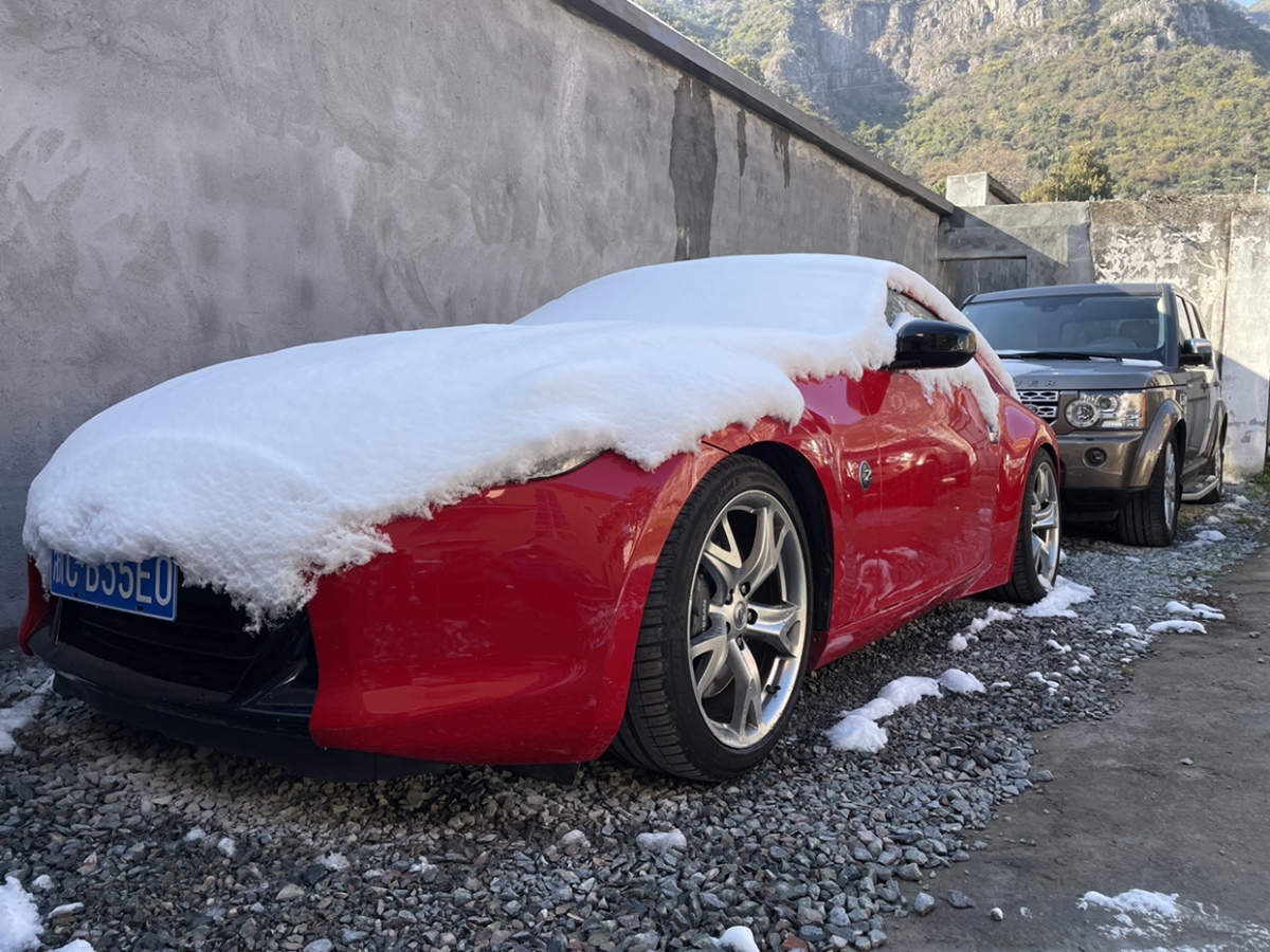 2011年7月日產(chǎn) 370Z  2013款 3.7L Coupe