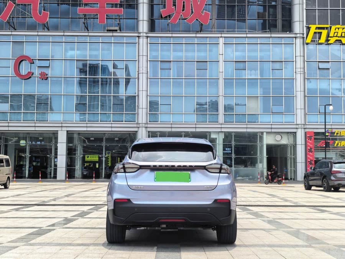 幾何 幾何M6  2022款 580 新樂型圖片