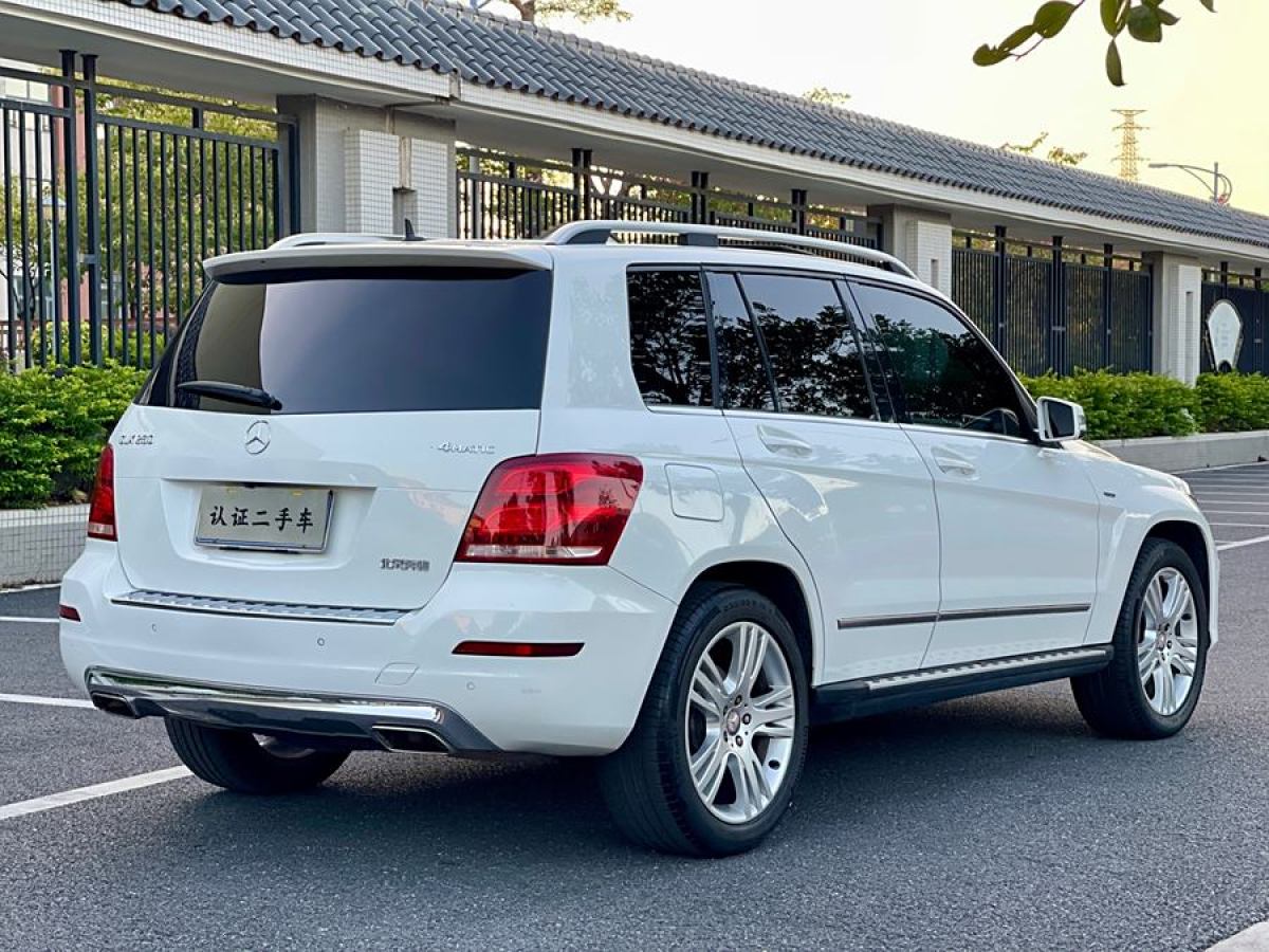 奔馳 奔馳GLK級(jí)  2015款 GLK 260 4MATIC 動(dòng)感型 極致版圖片