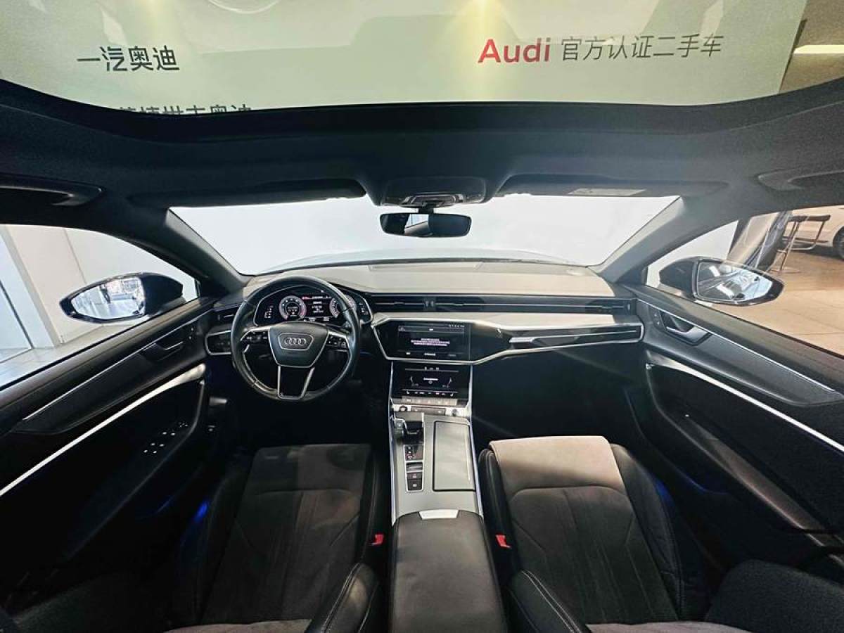 奧迪 奧迪A6L  2021款 45 TFSI quattro 臻選動(dòng)感型圖片