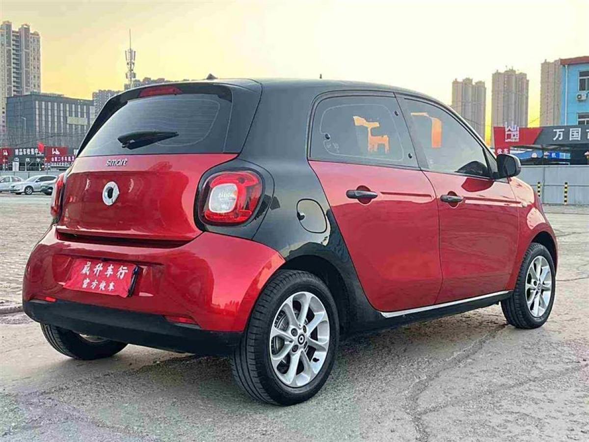 smart forfour  2016款 1.0L 52千瓦靈動(dòng)版圖片