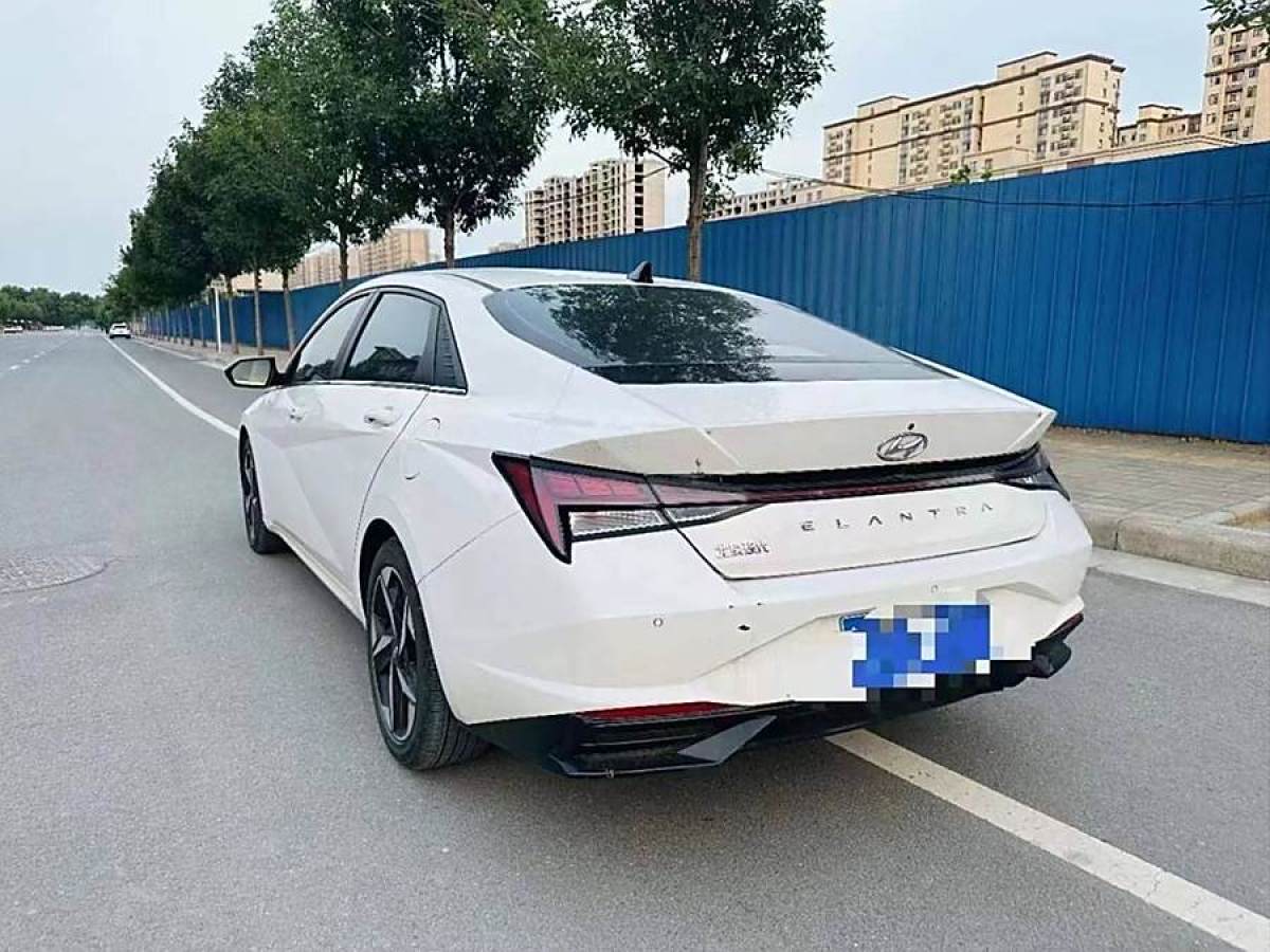 2021年5月現(xiàn)代 伊蘭特  2021款 1.5L LUX尊貴版