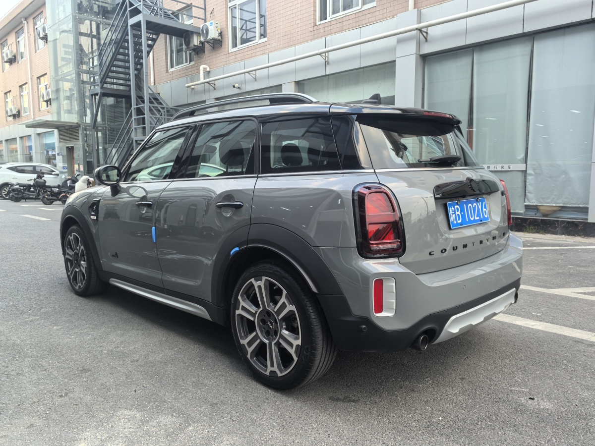 MINI COUNTRYMAN  2023款 改款 2.0T COOPER S ALL4 鑒賞家圖片