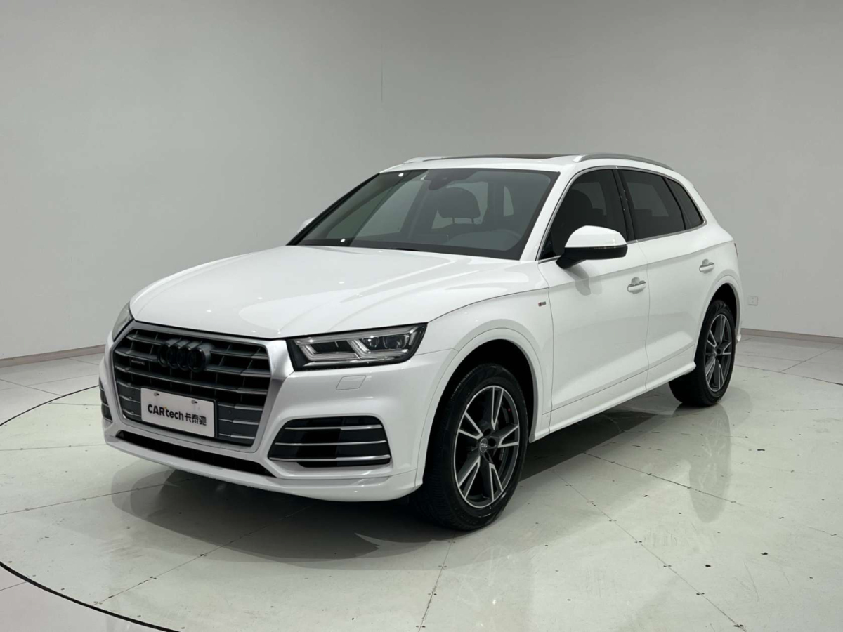 奧迪 奧迪Q5L  2018款 40 TFSI 榮享時(shí)尚型圖片