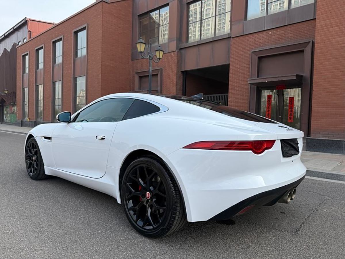 捷豹 F-TYPE  2016款 3.0T 硬頂版圖片