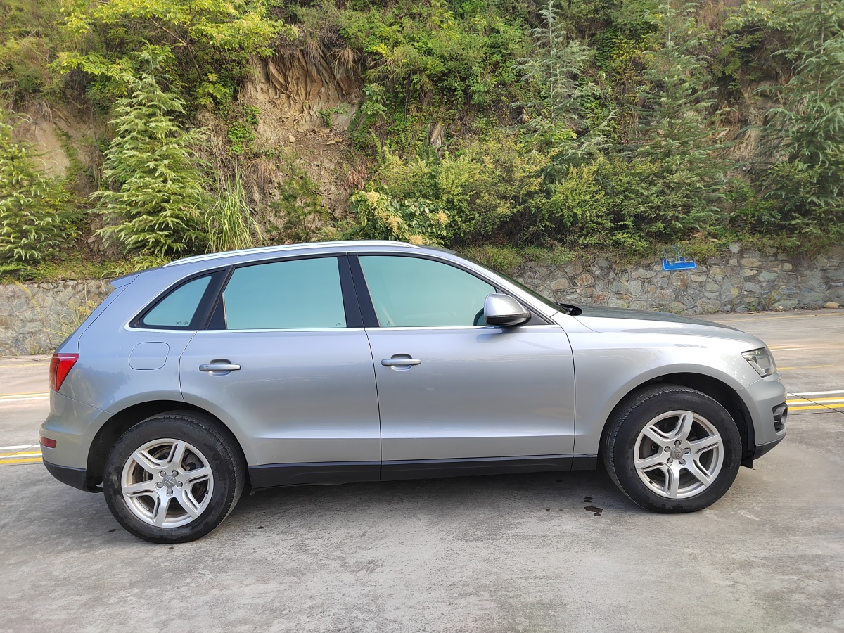 奧迪 奧迪Q5  2011款 2.0TFSI 技術(shù)型圖片