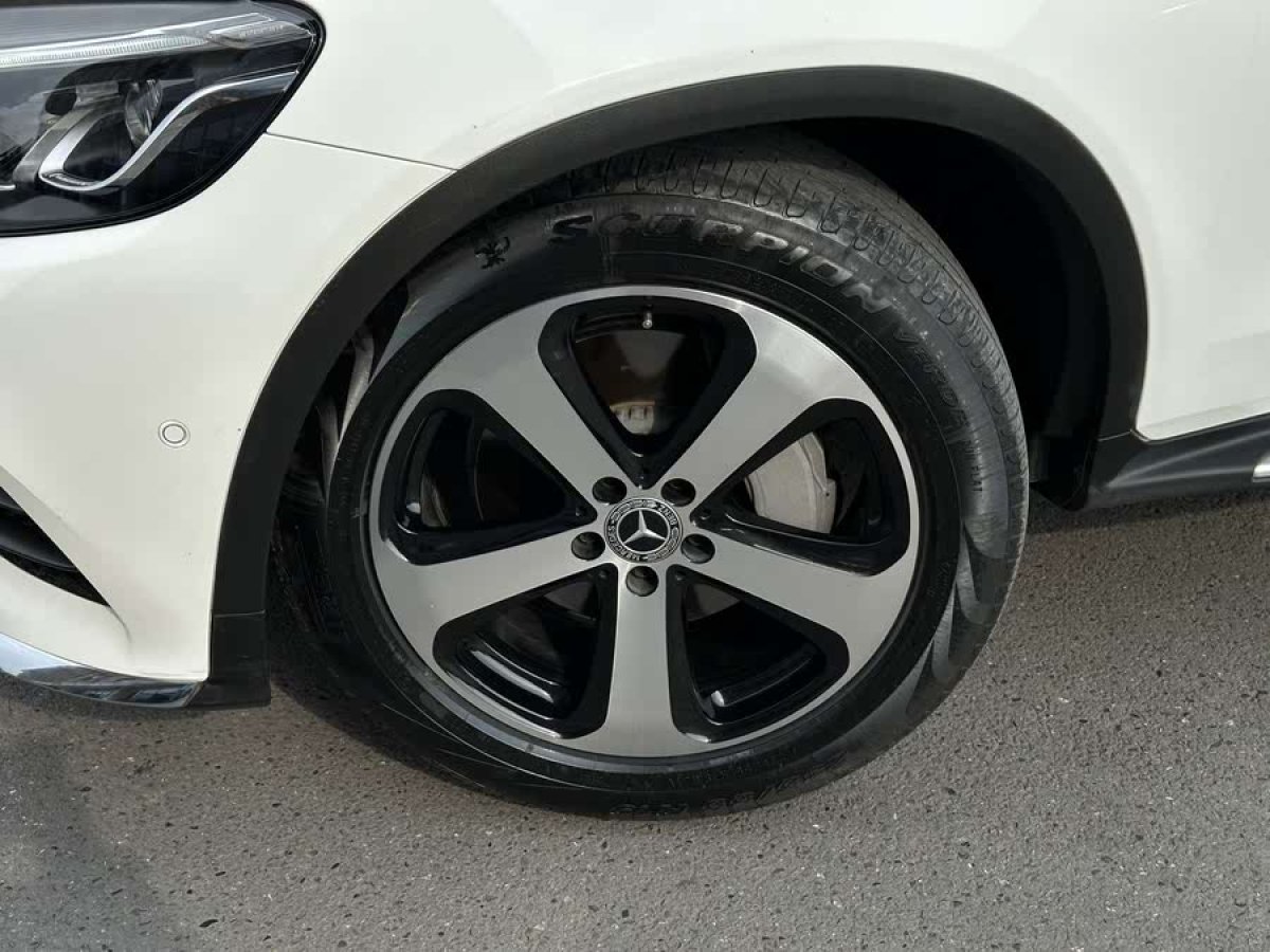 奔馳 奔馳GLC  2019款 GLC 260 4MATIC 動感型圖片