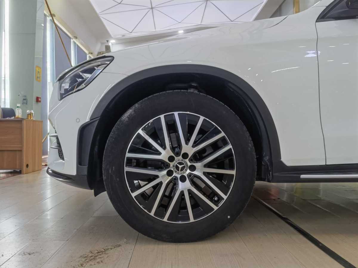 奔馳 奔馳GLC  2022款 GLC 300 4MATIC 轎跑SUV圖片