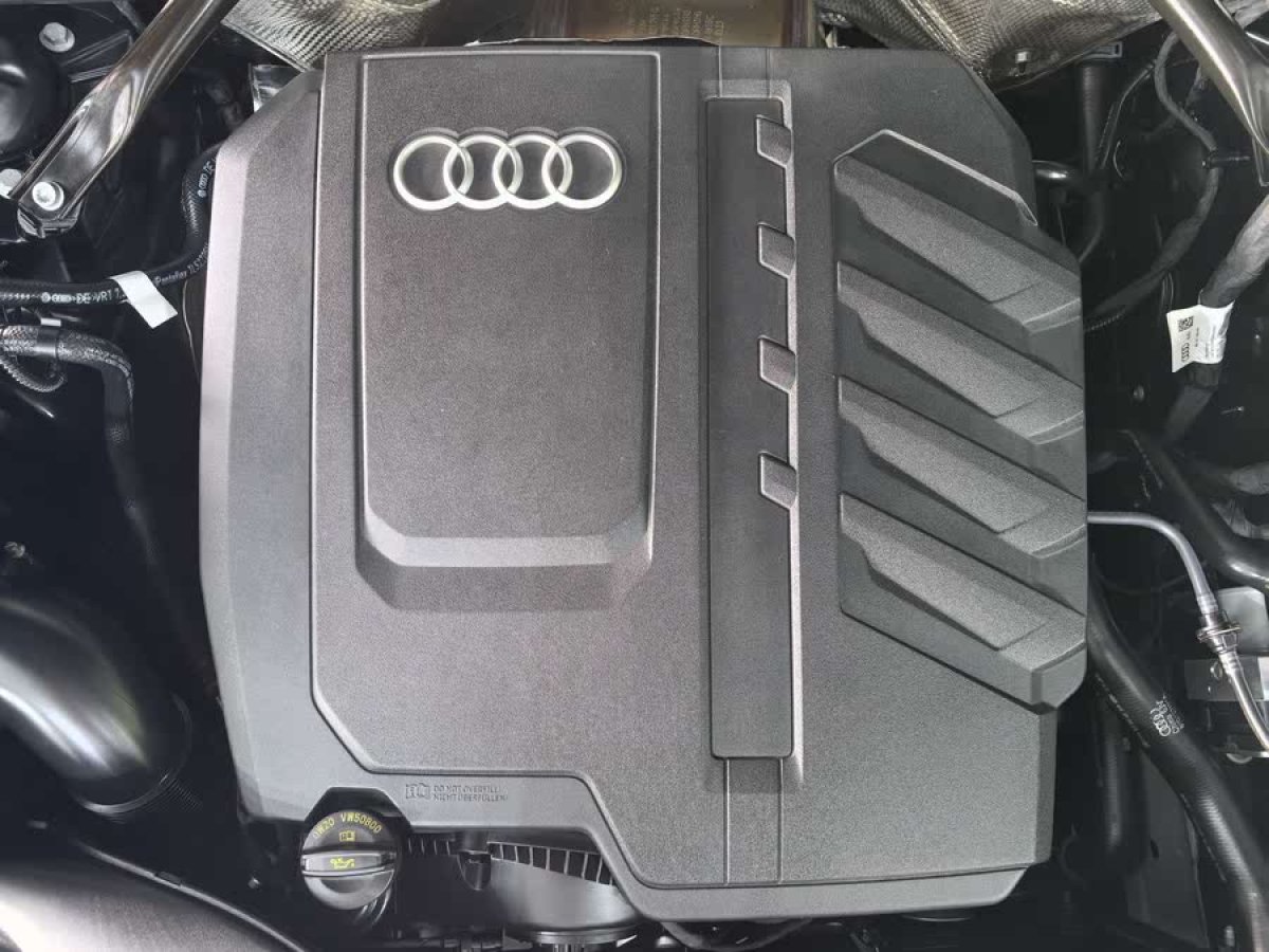 奧迪 奧迪Q5L  2024款 45 TFSI 豪華動(dòng)感型圖片