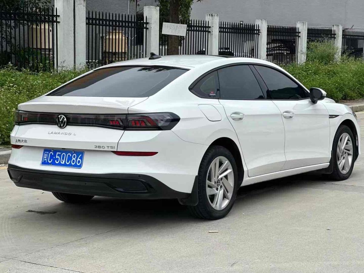 大眾 凌渡  2022款 凌渡L 280TSI DSG炫辣版圖片