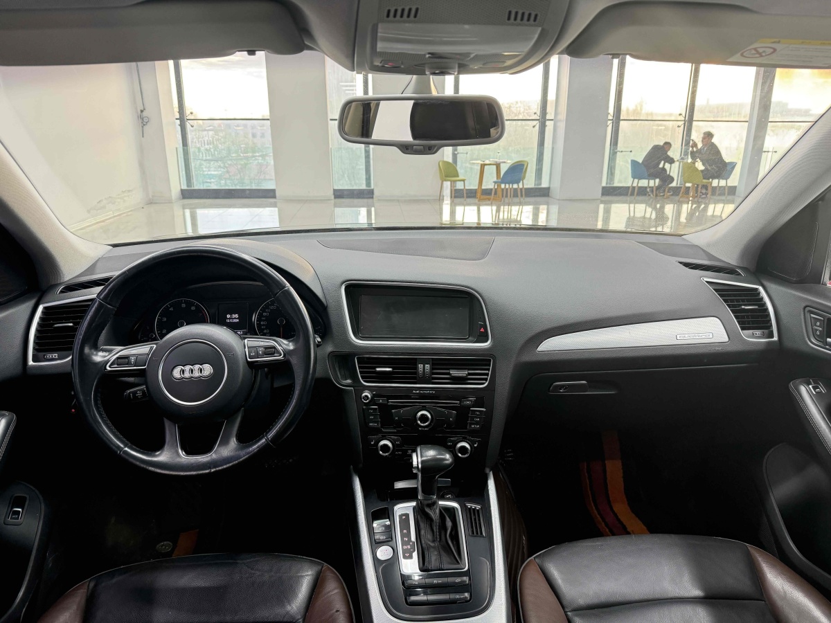 奧迪 奧迪Q5  2013款 40 TFSI 進(jìn)取型圖片