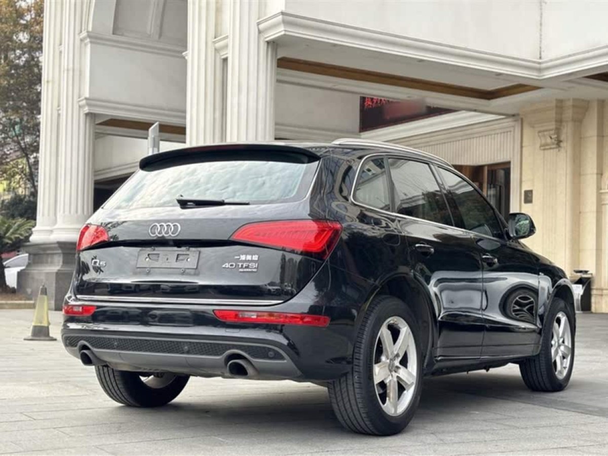 奧迪 奧迪Q5  2017款 40 TFSI 進(jìn)取型圖片
