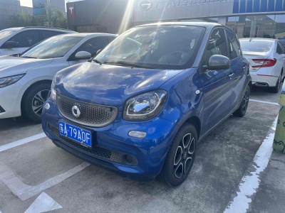 2018年4月 smart forfour 0.9T 66千瓦先锋版图片