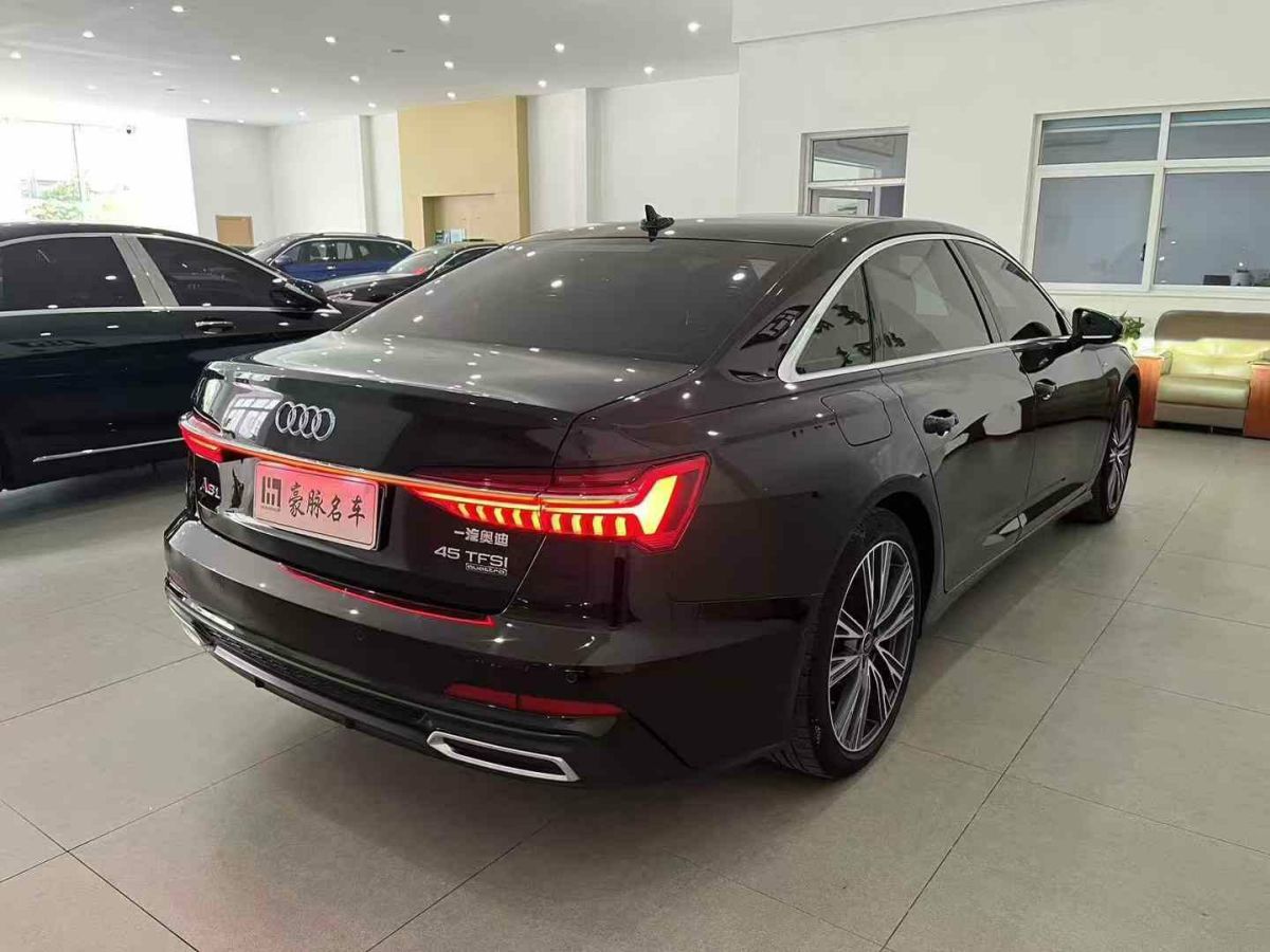 奧迪 奧迪A6L  2022款 40 TFSI 豪華動感型圖片